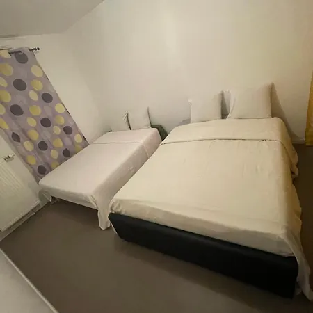 Smb Apartment Bezons Exterior photo